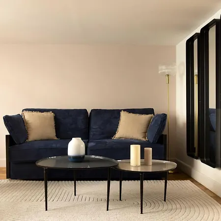 Modern For 4 People - Arc De Triomphe * Parigi
